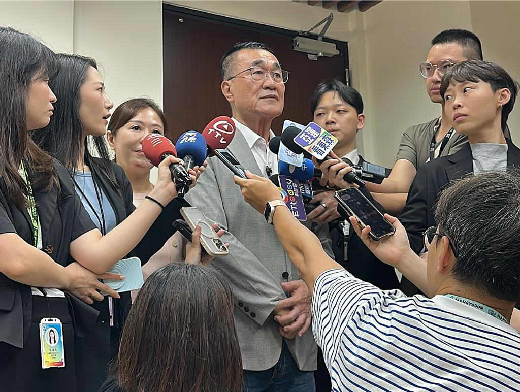 绿营民代拿“不设总部、不募款”开炮，李四川反击：别断章取义