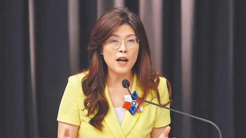 郑丽文痛批沈伯洋：“台独”搞到穷途末路，换成毒品的“毒”