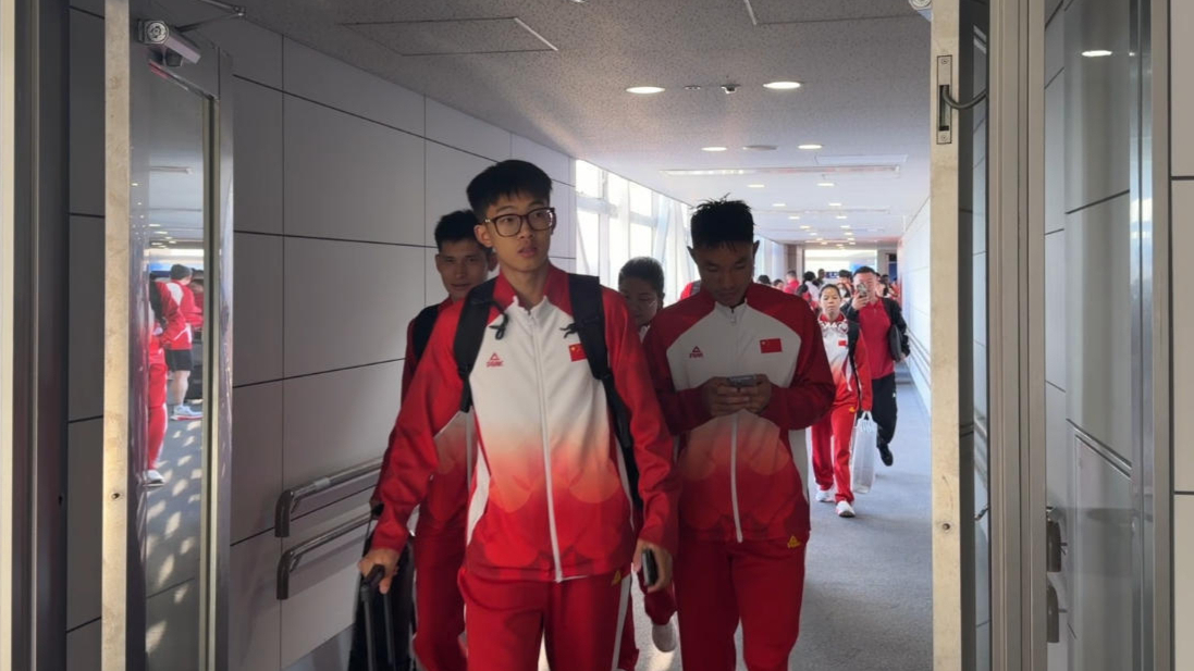 奔赴亚残运会赛场！中国体育代表团首批队伍抵达日本