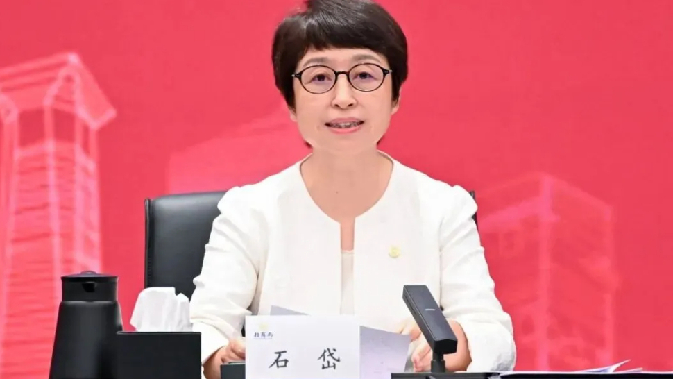 中央决定：石岱任港中旅董事长，免去其招商局集团董事、总经理职务