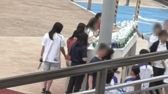 黄大仙校运会外有人派可疑饮品，樽身疑有针孔