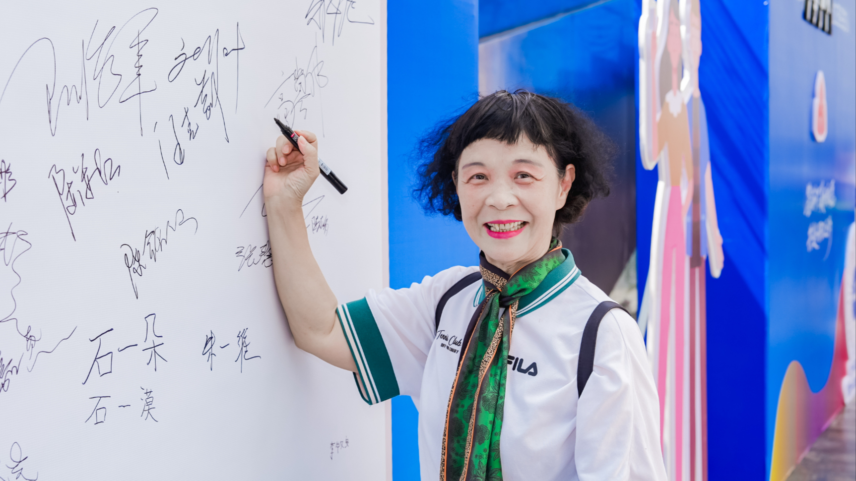 绿色出行居家办公倡议“一呼百应” ，百万深圳市民签名承诺当好东道主