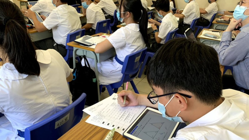 香港毕业生求职难：准中文教师投上百份简历，全部落空