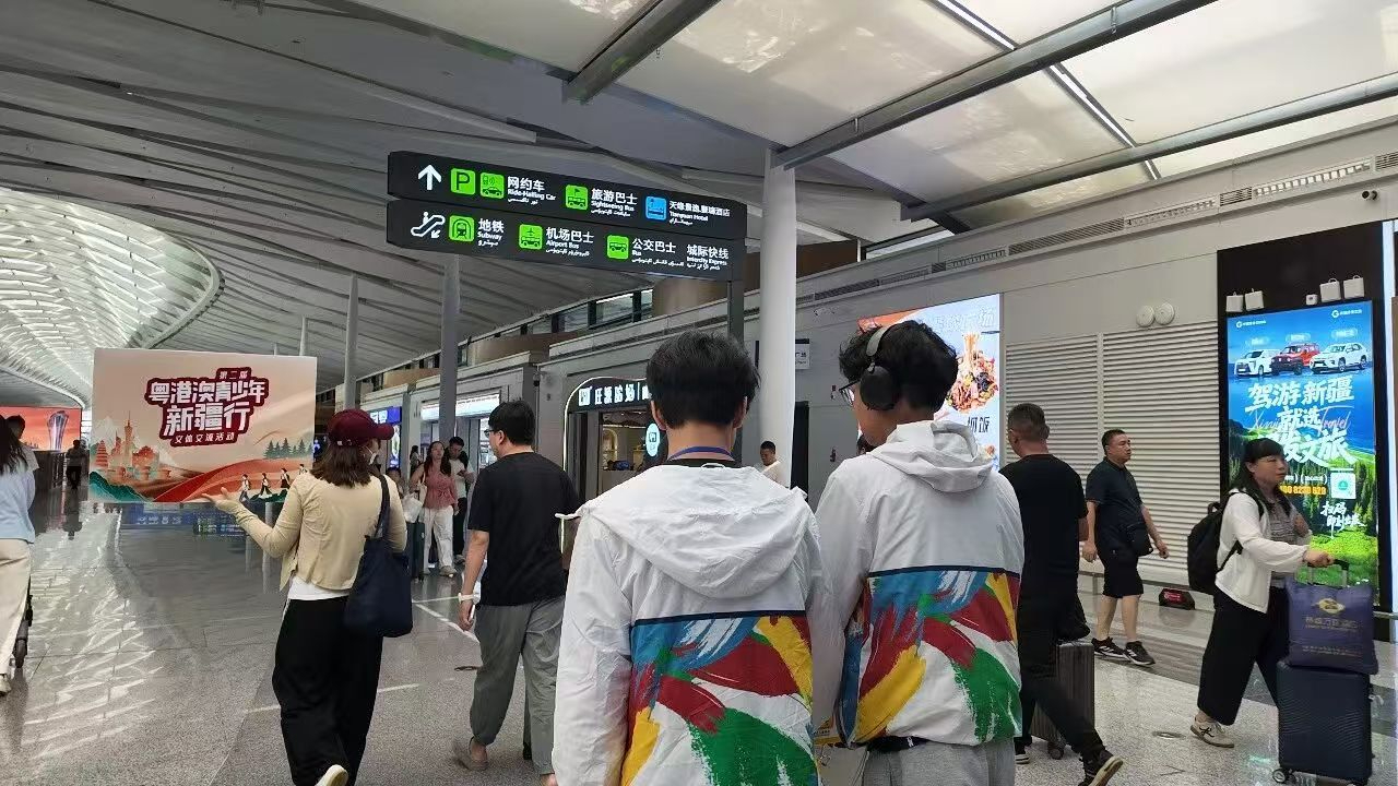 粤港澳青少年第一次到新疆，最期待的竟是……
