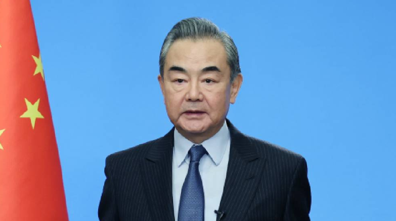王毅与韩国国家安保室长魏圣洛举行战略对话
