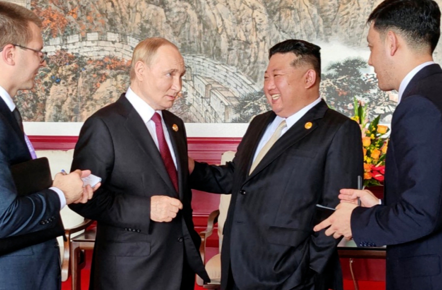 金正恩回电普京：展望两国美好未来时感到自豪，并衷心希望普京取得更大成就