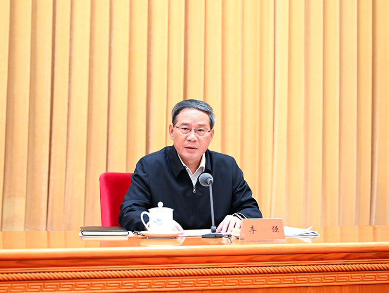 李强会见卡塔尔首相兼外交大臣穆罕默德