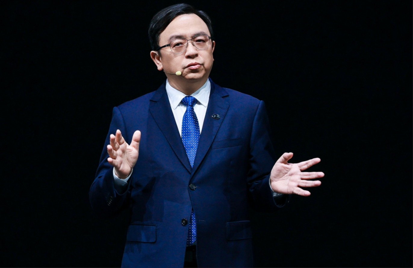 比亚迪：选举王传福为第九届董事会董事长
