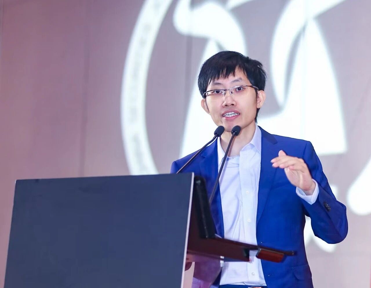 梁文锋打新宇树科技，1.8亿获配120万股，浮盈有望超7亿