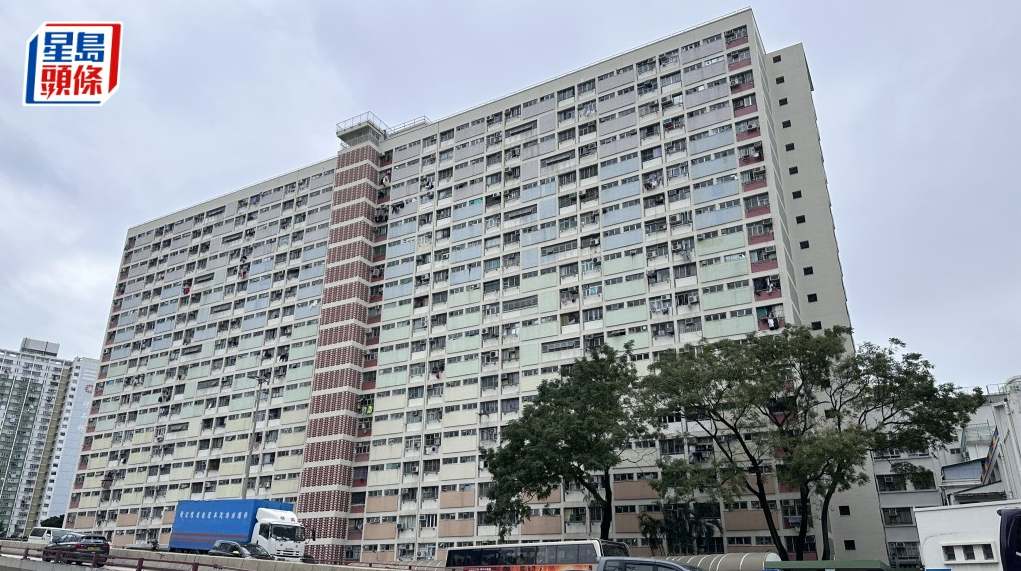 公屋加租︱房委会通过公屋加租2%，10月起生效