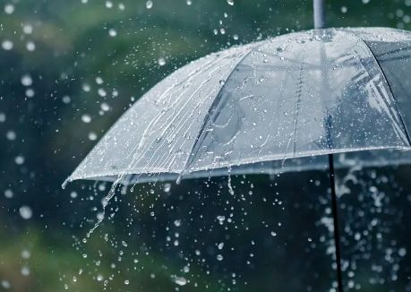 海南暴雨致五指山突发山洪，被困14人已获救