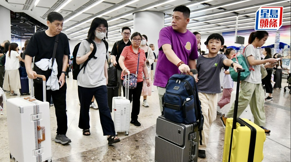 国庆黄金周︱李家超：强迫购物损害香港旅游声誉，若发现旅行社或导游违规，必定严打