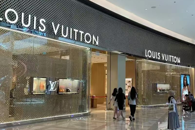 LV首次回应与茉莉奶白诉讼：不止在中国，在全球均定期处理商标侵权