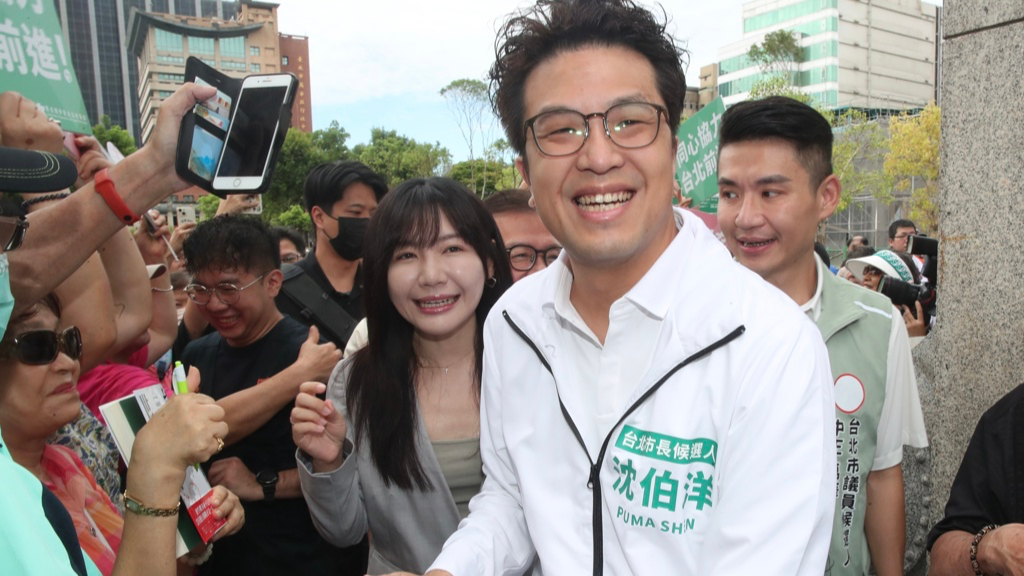 沈伯洋扫街爆发冲突，蓝营议员：当初呛我现在双重标准