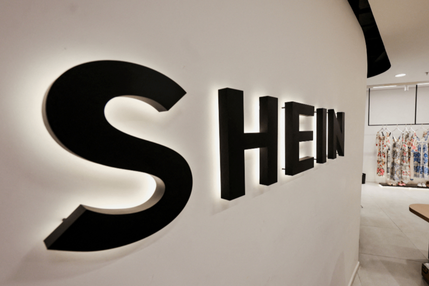 SHEIN传下周招股，上市估值预计2700亿元