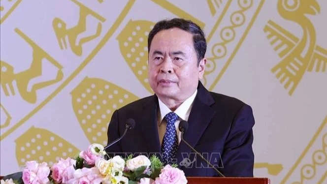 赛宋蓬病逝，老挝全国悼念5天