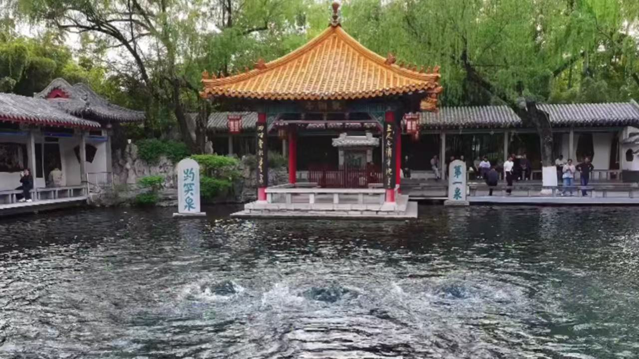 济南趵突泉景区致歉