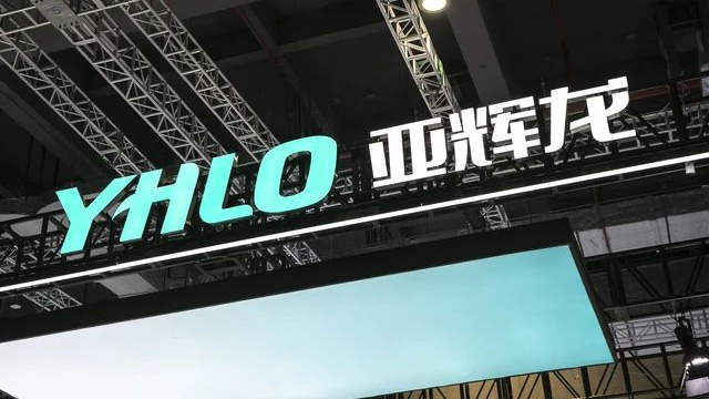 亚辉龙上半年净利大增167%，90后董事长胡鹍辉去年薪酬低于5名高管