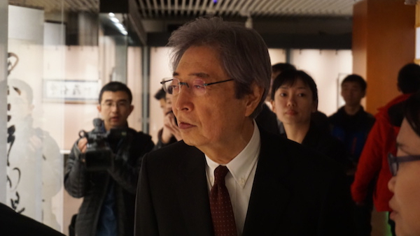 日本前首相细川护熙批评高市早苗对华政策