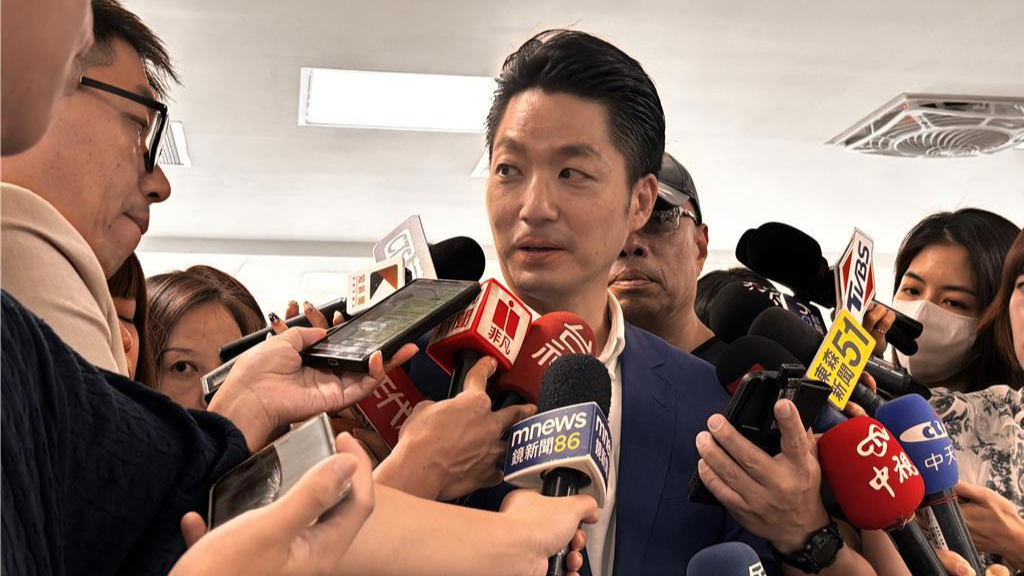 蒋万安再就“不信任案”表态：蓝白若能达成共识，乐观其成