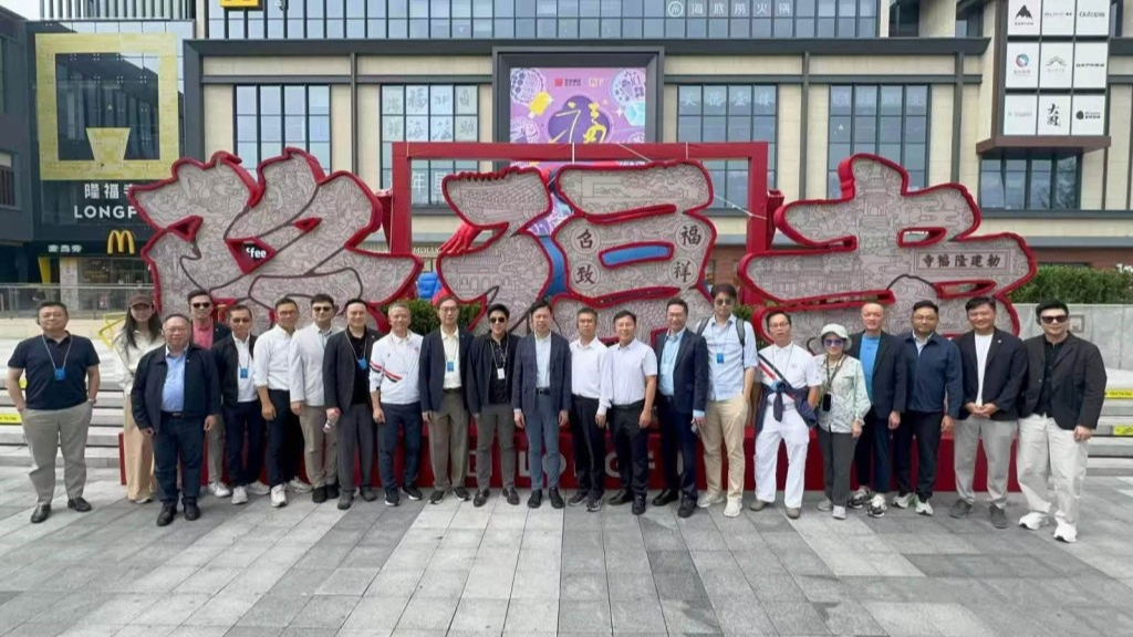 江旻憓考察隆福寺后反思本港旅游定位，倡转向“文旅共融”重视街区生命力