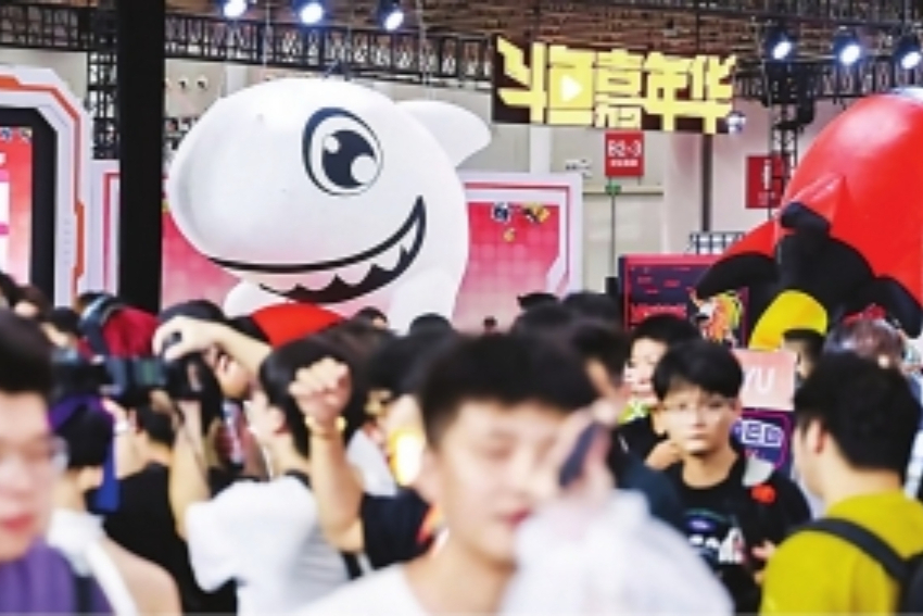 斗鱼创始人陈少杰卸任CEO，公司股价年内下跌三成