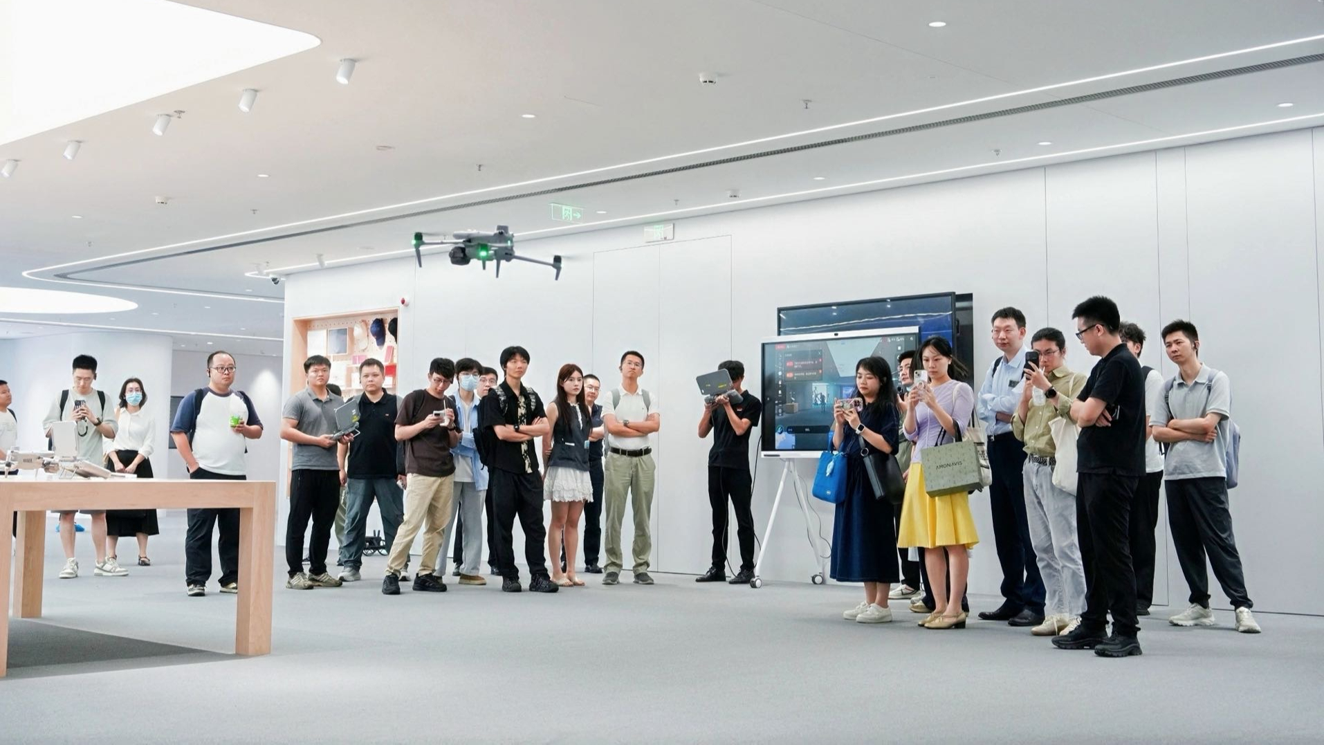 从WAIC展台到产业现场，道通科技开放日全面展示具身智能巡检技术体系