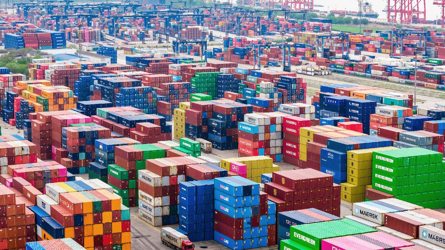 前7月中国进出口总值超30万亿元，同比增17.3%