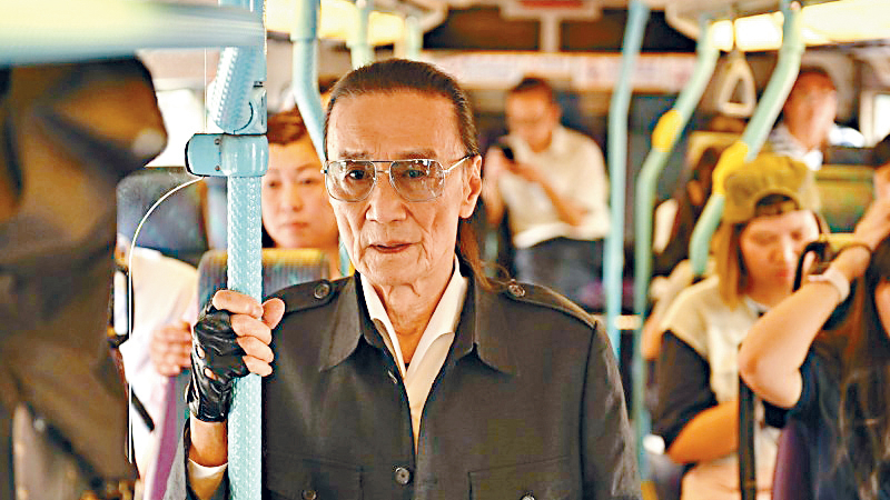 网民爆谢贤曾勇救堕海男童，疑似姜中平家属悼念谢恩情，揭四哥有情有义举动