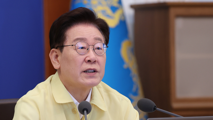 韩国总统提名副总理和防长人选