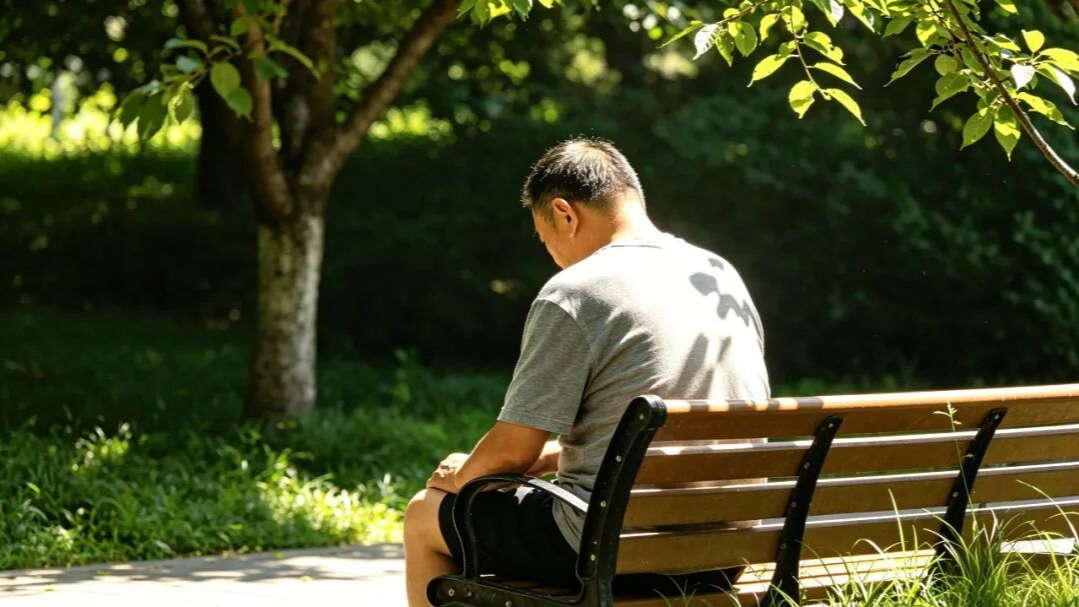三伏天晒背有讲究，方法错了反伤身
