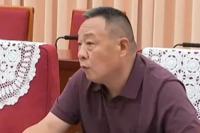胖东来辟谣网传“于东来座谈会发言稿”：虚假杜撰，存在自行编写、拼接和演绎的情况，系不实信息