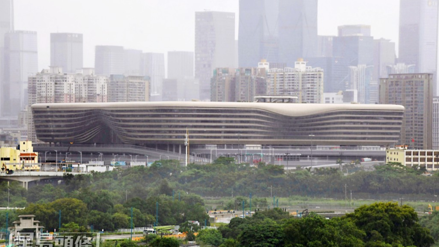新皇岗口岸｜香港拟参考启德体育园开幕经验进行测试 邓炳强指开通不求快而牺牲舒适度