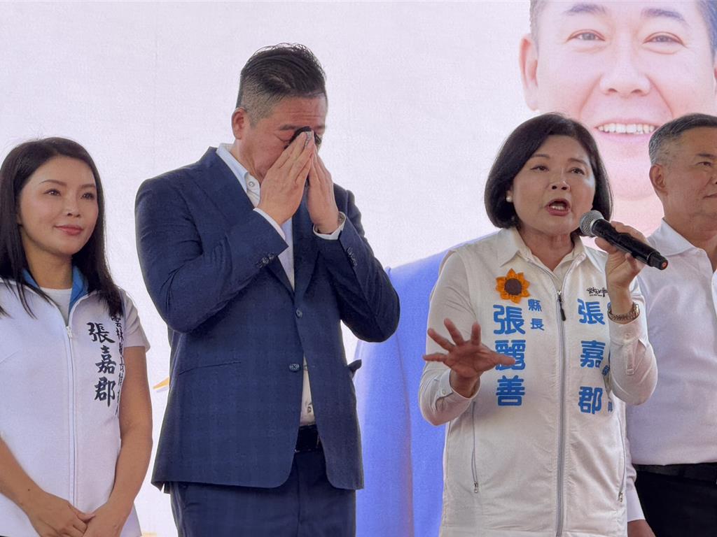 走出人生最黑暗2年，云林议长黄凯成立竞总催泪致词