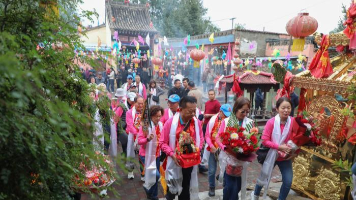 34名台胞赴青海祭祖寻根
