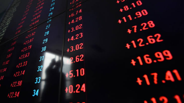 港股收评：恒指涨0.45%，科指跌0.06%，创新药概念股大涨，存储概念股下挫