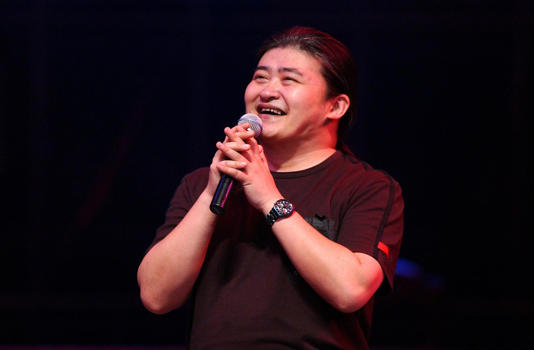 好友、学生追忆刘欢：水均益说“痛失我欢”学生称其上课从未迟到给分严格