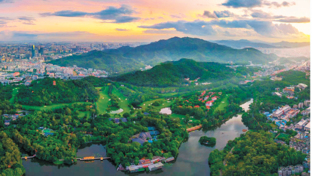 图中最高峰为白云山摩星岭所在