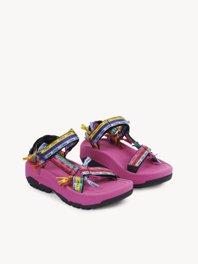 凉鞋2023|Chlo&eacute;×Teva限量系列Hurricane XLT2 Ampsole凉鞋/$4，700/。