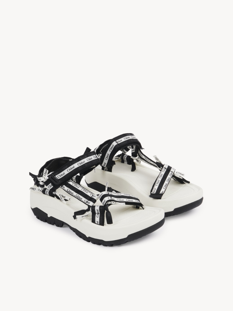 凉鞋2023|Chlo&eacute;×Teva限量系列黑白色Hurricane XLT2 Ampsole凉鞋/$4，700/Chlo&eacute;。