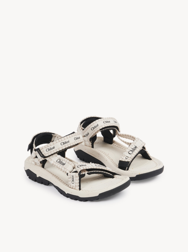 凉鞋2023|Chlo&eacute;×Teva限量系列白色Hurricane XLT2凉鞋/$3，900/Chlo&eacute;。