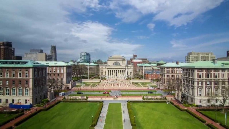 哥伦比亚大学(Columbia University)排名第3,毕业生每年所赚的薪酬比高中毕业生多出71,540美元(约55.8万港元)。 哥伦比亚大学(Columbia University)排名第3,毕业生每年所赚的薪酬比高中毕业生多出71,540美元(约55.8万港元)。