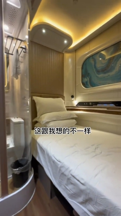 邻近东门、金光华购物广场、深圳万象城等热门旅游景点 邻近东门、金光华购物广场、深圳万象城等热门旅游景点