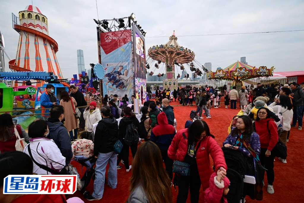 友邦嘉年华继续选址中环海滨举行。 友邦嘉年华继续选址中环海滨举行。