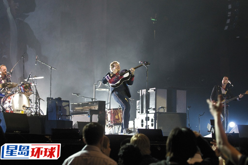 Coldplay明年4月再来港举行演唱会。 Coldplay明年4月再来港举行演唱会。